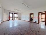 Appartamento, L