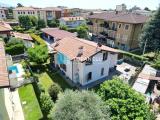 Casa, ROVATO, 440.000 €, 277,00 mq
