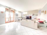 Appartamento, MALNATE, 238.000 €, 189,00 mq