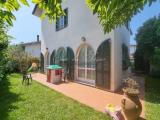 Casa, MASSA, 730.000 €, 330,00 mq