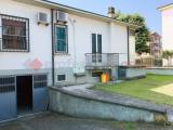 Superfici commerciali, PIEVE EMANUELE, 360.000 €, 180,00 mq