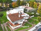 Casa, PONTEDERA, 650.000 €, 335,00 mq