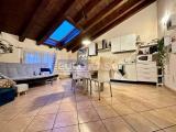 Appartamento, OSIO SOTTO, 280.000 €, 249,00 mq