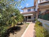 Casa, MINTURNO, 380.000 €, 230,00 mq