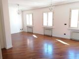 Affitto, Appartamento, MODENA, 2.500 €, 120,00 mq