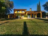 Casa, GROSSETO, <i>A richiesta</i>, 220,00 mq