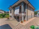 Casa, MAGENTA, 330.000 €, 176,00 mq
