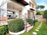 Casa, GUIDONIA MONTECELIO, 439.000 €, 250,00 mq