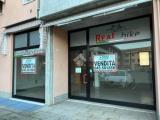 Superfici commerciali, CASTEL D