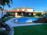 Casa, CORSICO, <i>A richiesta</i>, 386,00 mq