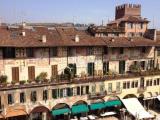 Appartamento, VERONA, <i>A richiesta</i>, 450,00 mq