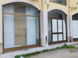 Superfici commerciali, CASSINA DE