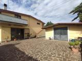 Superfici commerciali, QUARRATA, 350.000 €, 429,00 mq