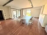 Superfici commerciali, MILANO, 230.000 €, 180,00 mq