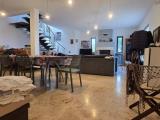 Casa, LATINA, 395.000 €, 240,00 mq