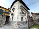 Casa, AOSTA, Signayes, <i>A richiesta</i>, 230,00 mq