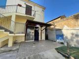 Affitto, Superfici commerciali, FRANCAVILLA AL MARE, 900 €, 85,00 mq