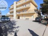 Superfici commerciali, L