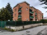 Appartamento, L